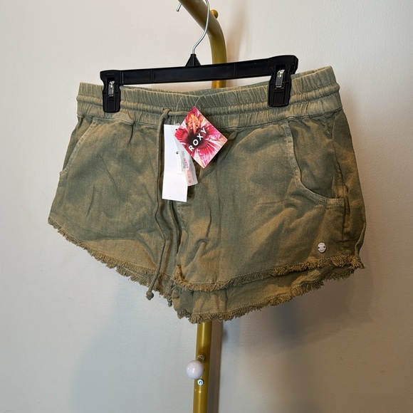Roxy scenic route drab green shorts NWT L - Picture 3 of 10
